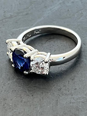 Ceylon Sapphire set in Platinum